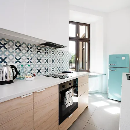 Kilinskiego Comfy Blue By Bookinghost *